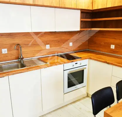 Photo 2 — One-room apartment in Briz, Varna with parking space