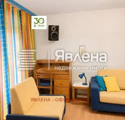 Снимка 3 — Просторен 1-стаен апартамент в Бриз с балкон