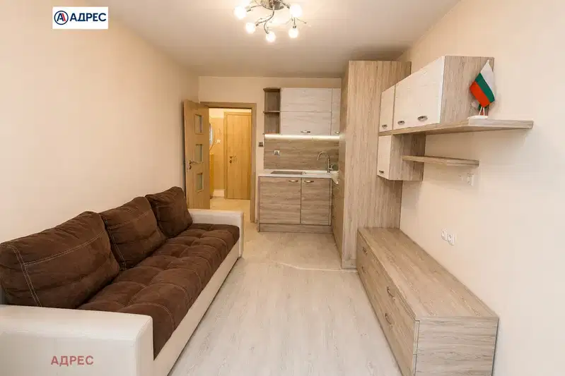 Two-room apartment with terrace in Briz, Varna
