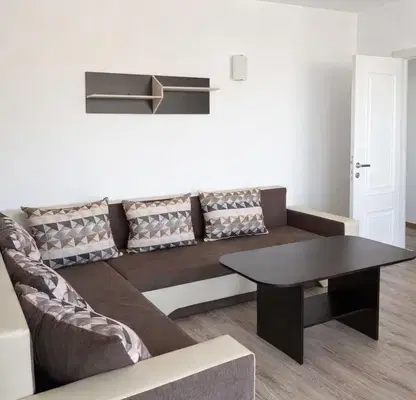Photo 2 — Three-room apartment in Briz, Varna on top floor