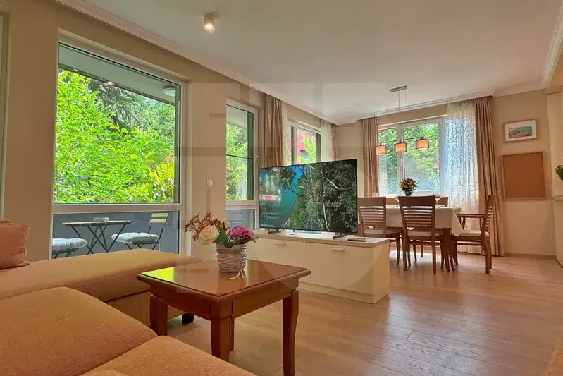 Three-room apartment with large terrace in Briz, Varna