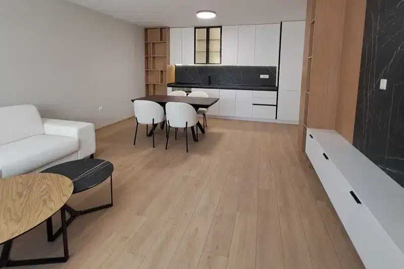 Three-room apartment with terrace in the centre of Varna