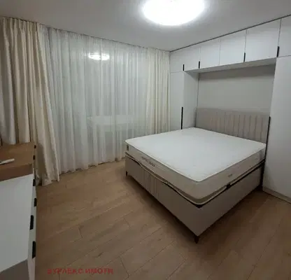 Photo 4 — Three-room apartment with terrace in the centre of Varna