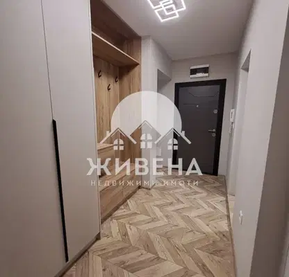 Снимка 5 — Тристаен апартамент с тераса в Централна поща, Варна