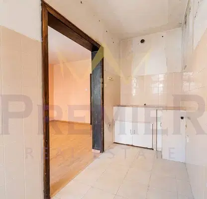Photo 3 — Three-room apartment with two terraces in the centre of Varna