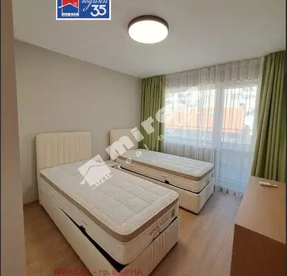 Photo 4 — Three-room apartment with terrace in Central Post, Varna
