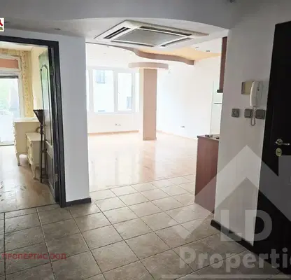 Photo 5 — Three-room apartment in Central Post, Varna with terrace