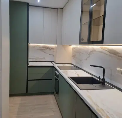 Photo 2 — One-room apartment in Center, Varna with terrace and elevator