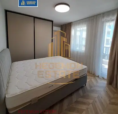 Photo 5 — Two-room apartment with terrace in the centre of Varna