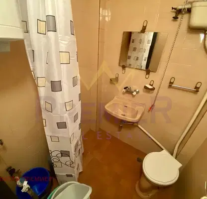 Photo 5 — 3-bedroom apartment in Varna, Centyr