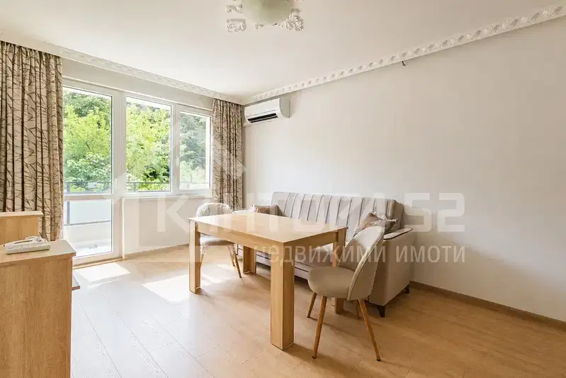 3-bedroom apartment in Varna, Centyr