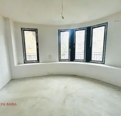 Photo 2 — Three-room apartment in the Center of Varna with new-build