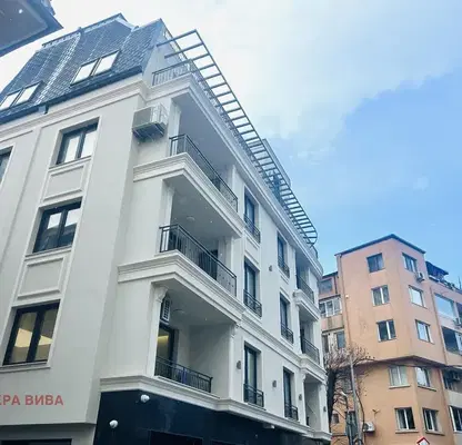 Photo 3 — Three-room apartment in the Center of Varna with new-build