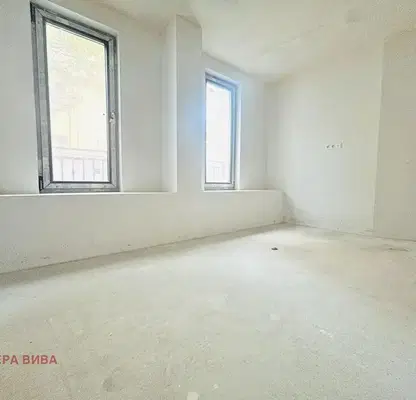 Photo 4 — Three-room apartment in the Center of Varna with new-build