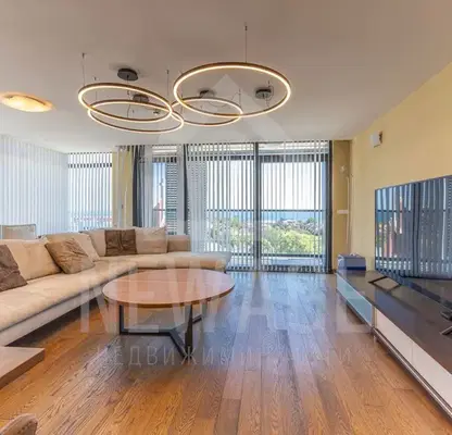 Photo 2 — Spacious 3-room apartment with sea view in Center, Varna