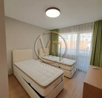 Photo 5 — Three-room apartment in Varna Centre with elevator and parking