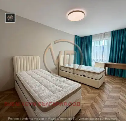 Photo 4 — Three-room apartment in Varna Center with elevator and parking