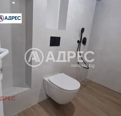 Photo 5 — Three-room apartment with two terraces in the centre of Varna