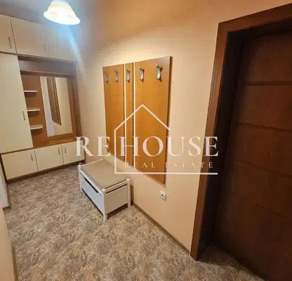 Photo 5 — Spacious 3-room apartment in the centre of Varna with parking