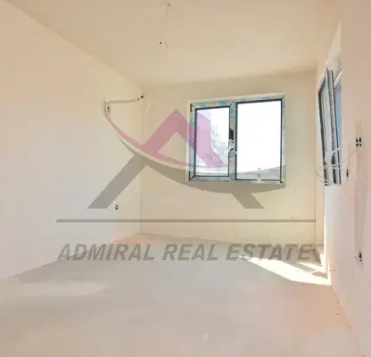 Photo 2 — Three-room apartment with roof terrace in Center, Varna