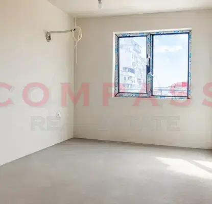 Photo 2 — Three-room apartment with large terrace in Center, Varna