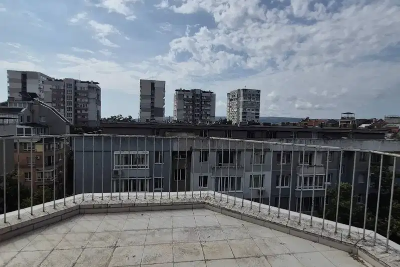4-room maisonette in Center, Varna with large terrace