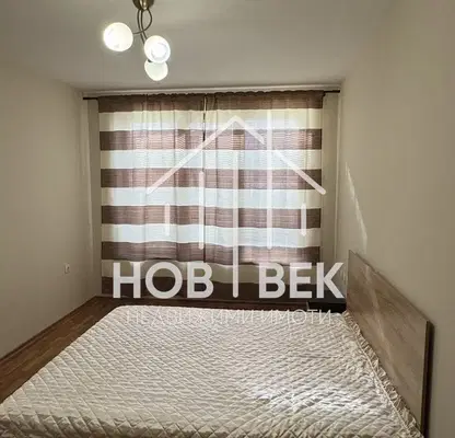 Снимка 5 — Двустаен апартамент в Център на Варна с асансьор