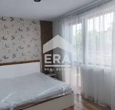 Photo 4 — Two-room apartment with terrace in Center, Varna