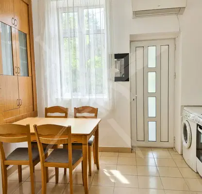 Photo 3 — Two-room apartment with terrace in the centre of Varna
