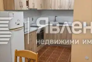 Three-room apartment in Center, Varna with parking space