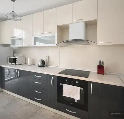 Photo 2 — Three-room apartment in Center, Varna with elevator
