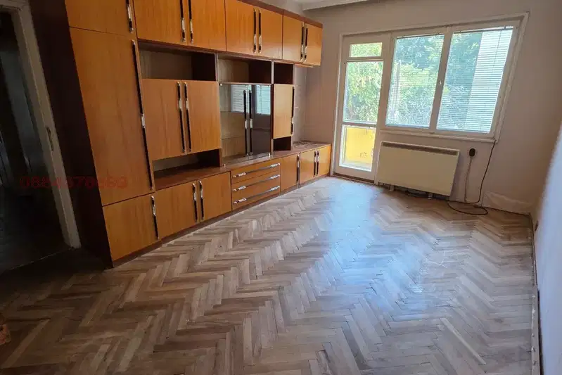 3-room apartment with south aspect in Chayka district, Varna