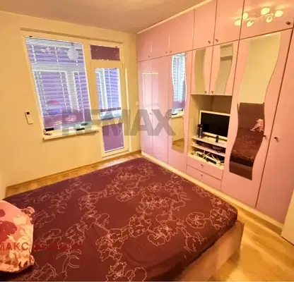 Photo 5 — Three-room apartment with two terraces in Tsveten kvartal, Varna