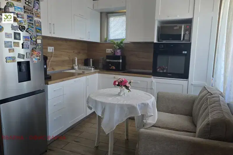 Three-room apartment in Tsveten kvartal, Varna with large terrace