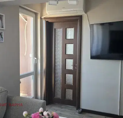 Photo 2 — Three-room apartment in Tsveten kvartal, Varna with large terrace