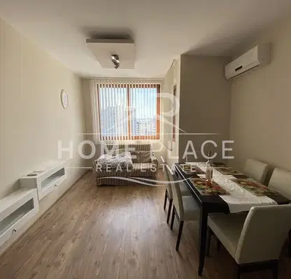 Photo 2 — Three-room apartment with terrace in Tsveten kvartal, Varna