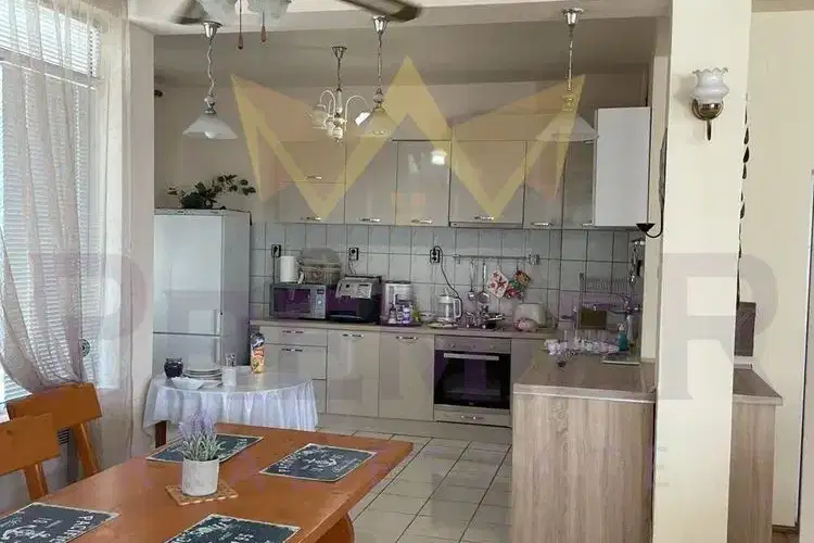 4-bedroom apartment in Varna, Galata