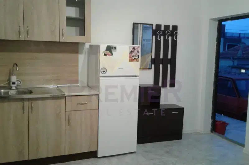 Two-room apartment in Galata with easy access to the sea