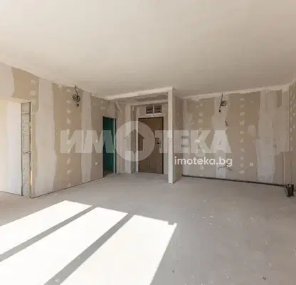 Photo 2 — Two-room apartment on the ground floor in Grand Mall, Varna with veranda