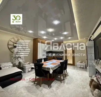 Photo 4 — Three-room apartment with two terraces in Grand Mall, Varna