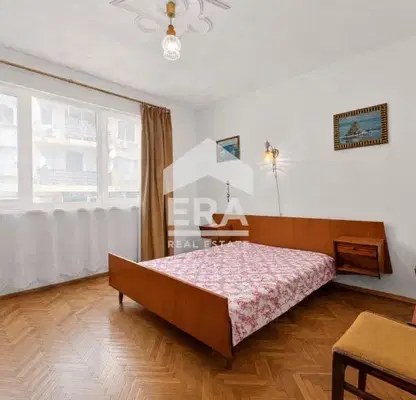 Photo 2 — Four-room apartment in Gretska mahala, Varna with parking