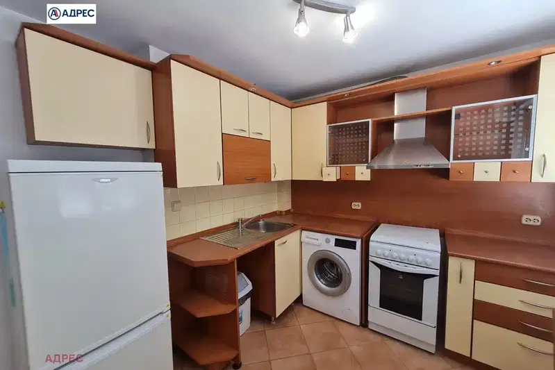 Two-room apartment with two terraces in Gretska mahala, Varna