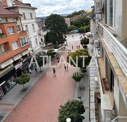 Снимка 5 — 4-стаен апартамент в Гръцка махала, Варна с две тераси
