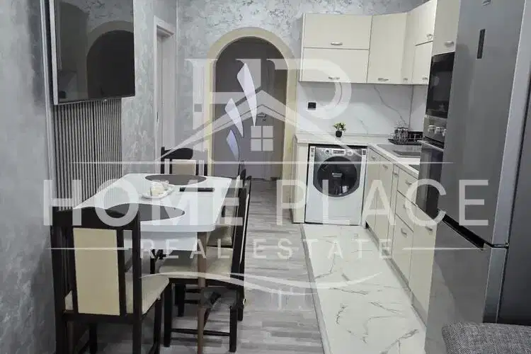 Four-room apartment with 3 bedrooms in Gretska mahala, Varna