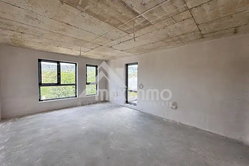 Two-room apartment with panoramic terrace in Izgrev, Varna
