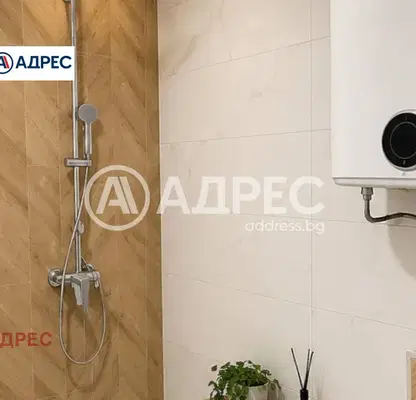 Снимка 5 — Тристаен апартамент с панорамни тераси в Изгрев, Варна