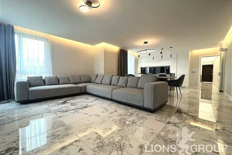 Three-room apartment with panoramic view in Izgrev, Varna