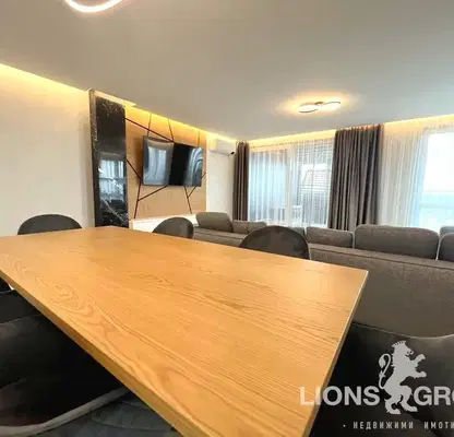 Photo 4 — Three-room apartment with panoramic view in Izgrev, Varna