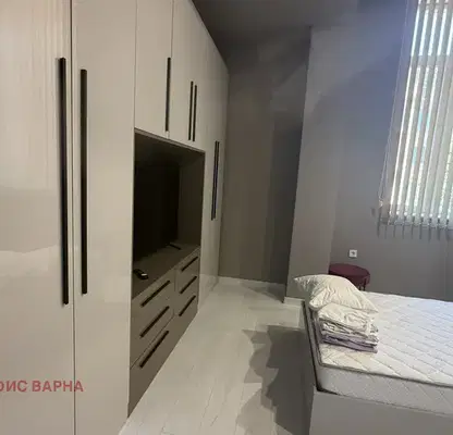 Photo 5 — Three-room apartment with two bathrooms in ZHP Gara, Varna