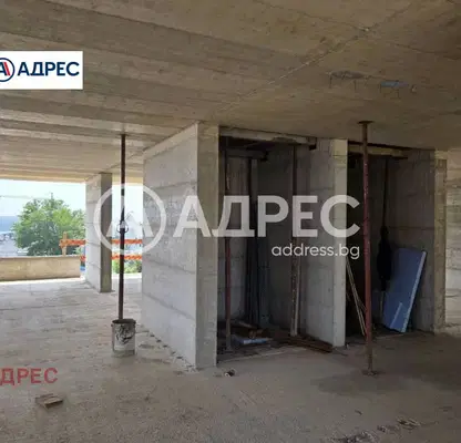 Снимка 3 — Двустаен апартамент в Кайсиева градина, Варна с балкон